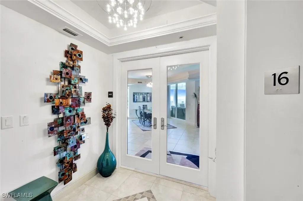 285 Grande Way Naples FL 34110