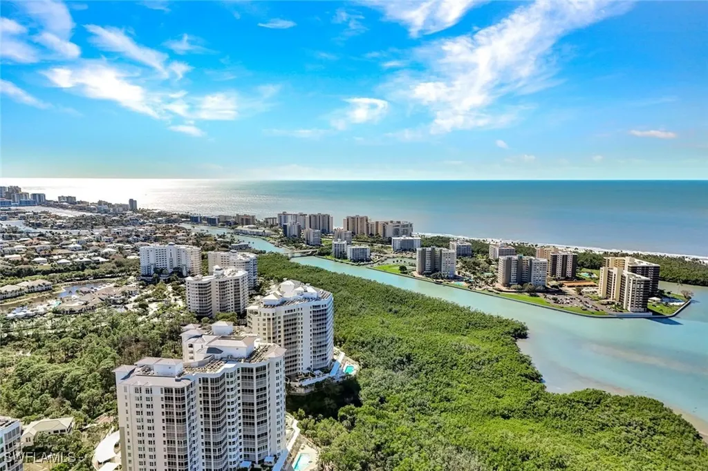 285 Grande Way Naples FL 34110