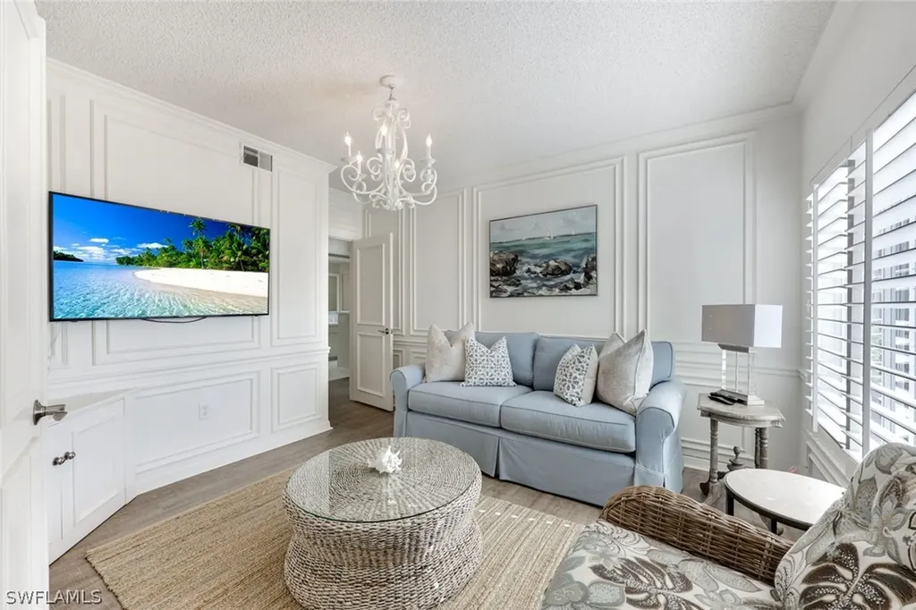 797 Willowbrook Drive Naples FL 34108