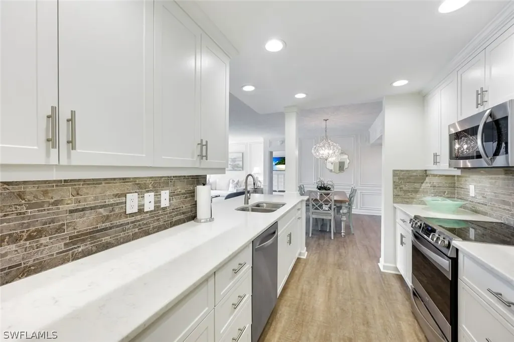 797 Willowbrook Drive Naples FL 34108