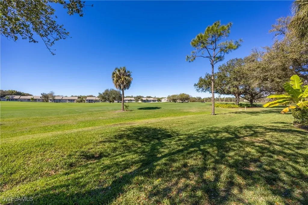 85 Silver Oaks Circle SW Naples FL 34119