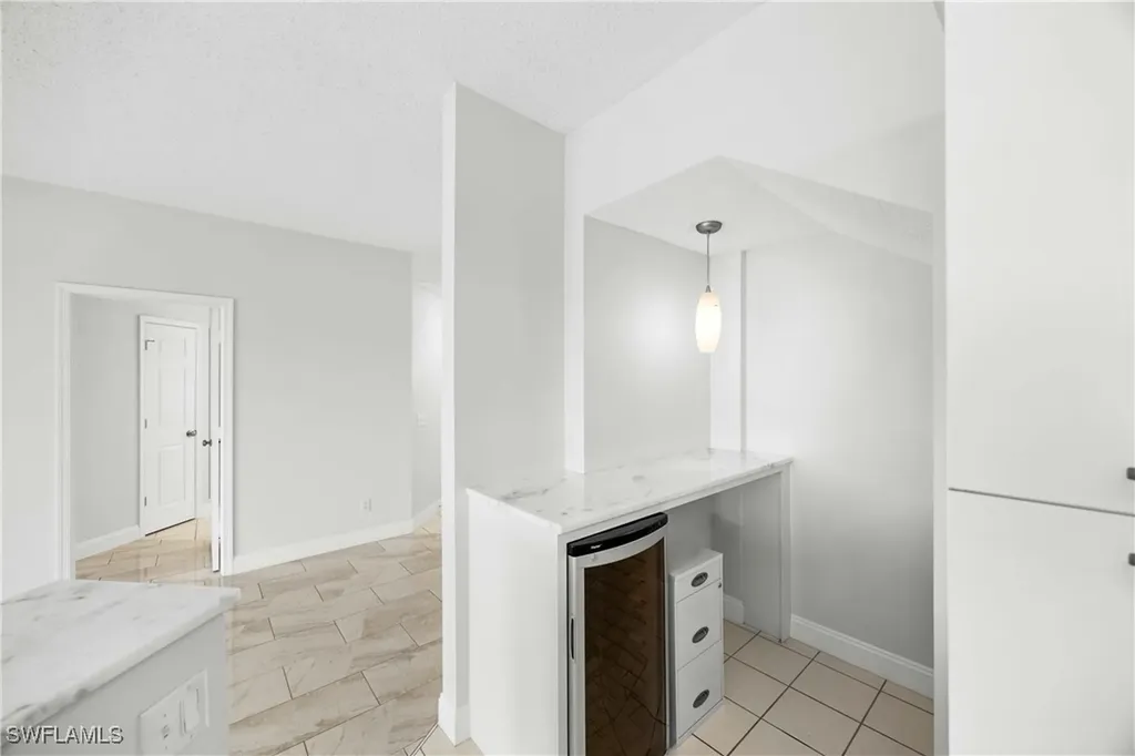85 Silver Oaks Circle SW Naples FL 34119