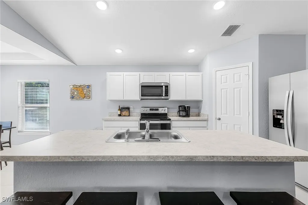 1819 NE 6th Avenue Cape Coral FL 33909