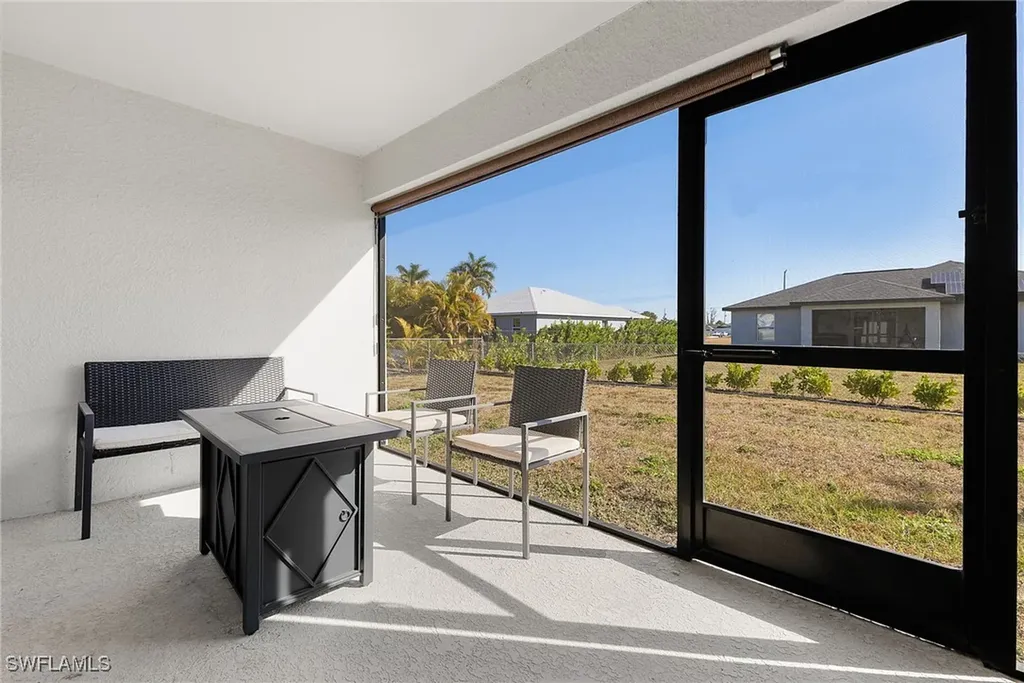 1819 NE 6th Avenue Cape Coral FL 33909