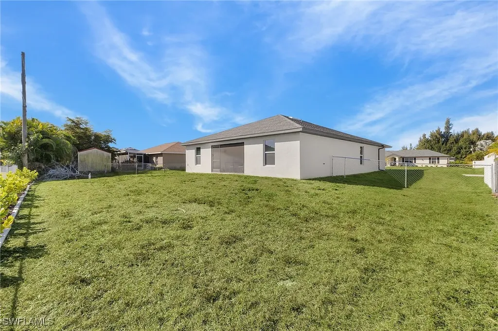 1819 NE 6th Avenue Cape Coral FL 33909