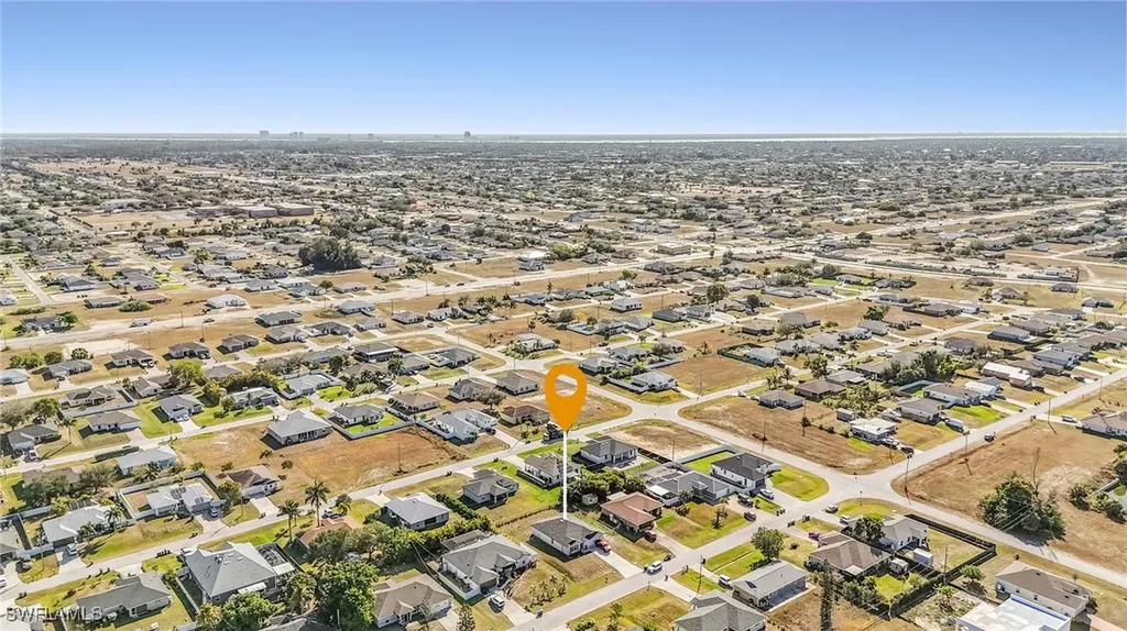 1819 NE 6th Avenue Cape Coral FL 33909