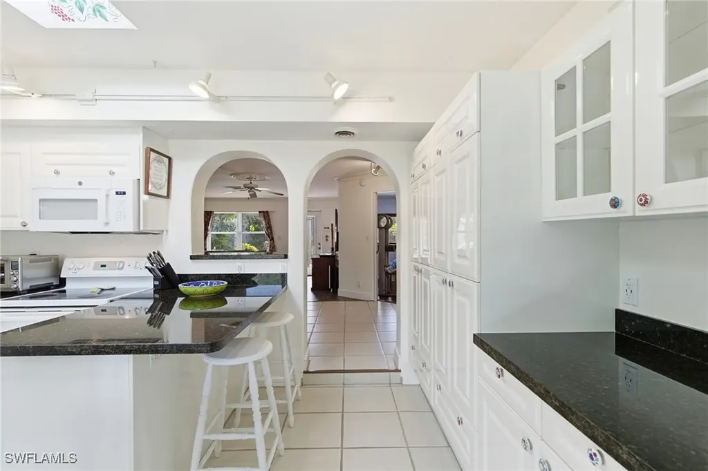 27101/111 Orange Court Drive Bonita Springs FL 34135