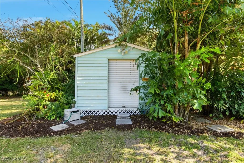 27101/111 Orange Court Drive Bonita Springs FL 34135