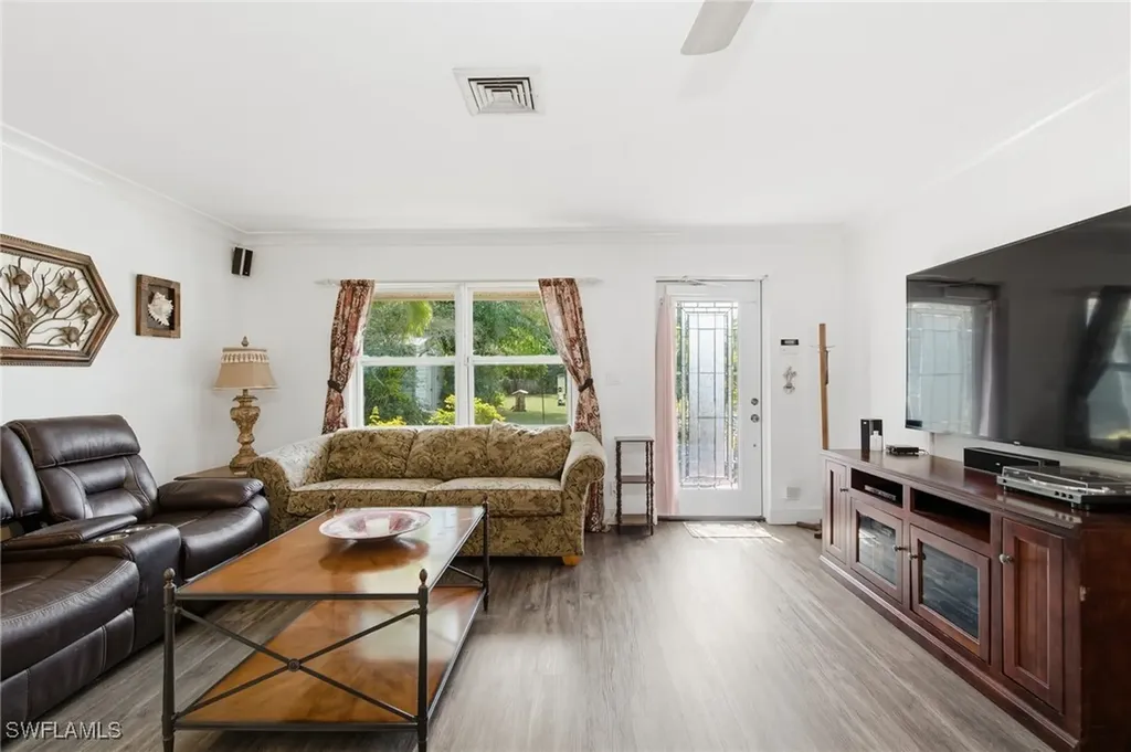 27101/111 Orange Court Drive Bonita Springs FL 34135