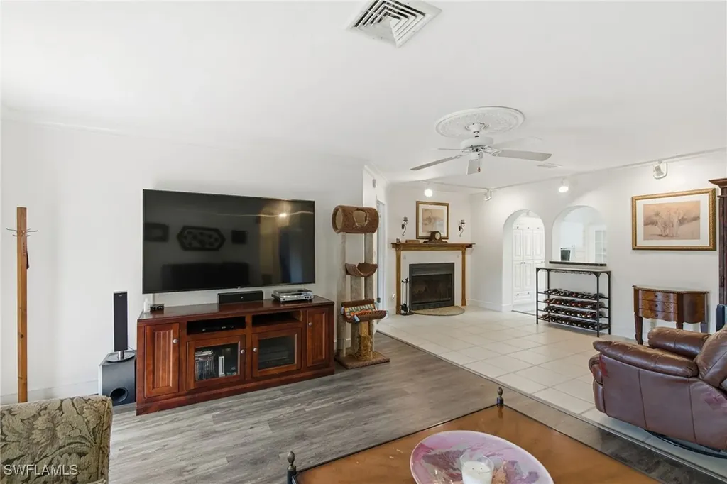 27101/111 Orange Court Drive Bonita Springs FL 34135