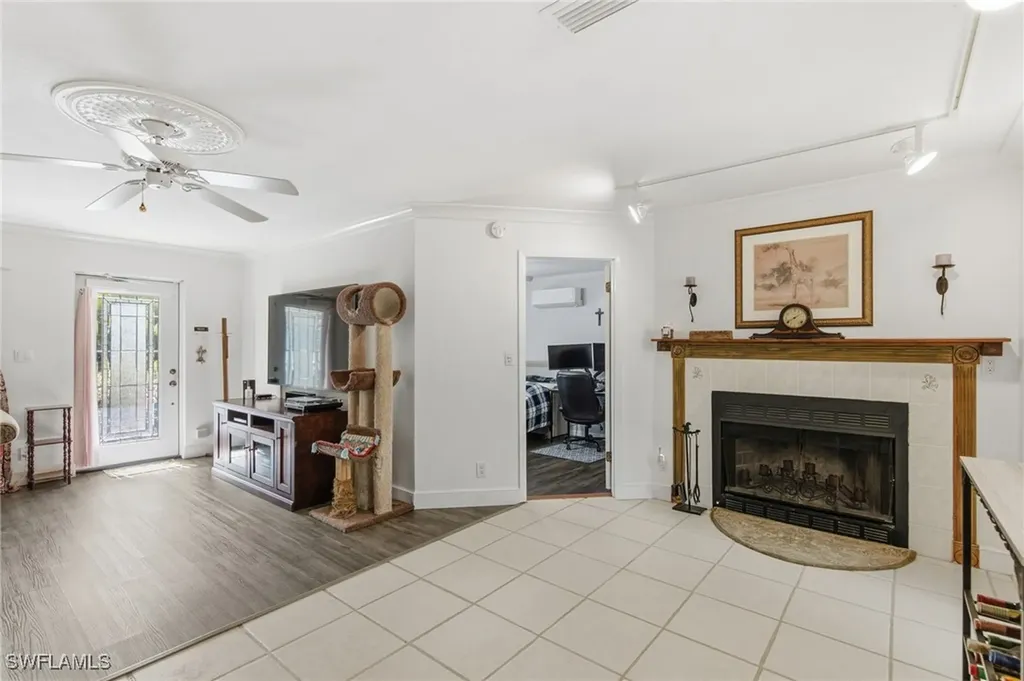 27101/111 Orange Court Drive Bonita Springs FL 34135