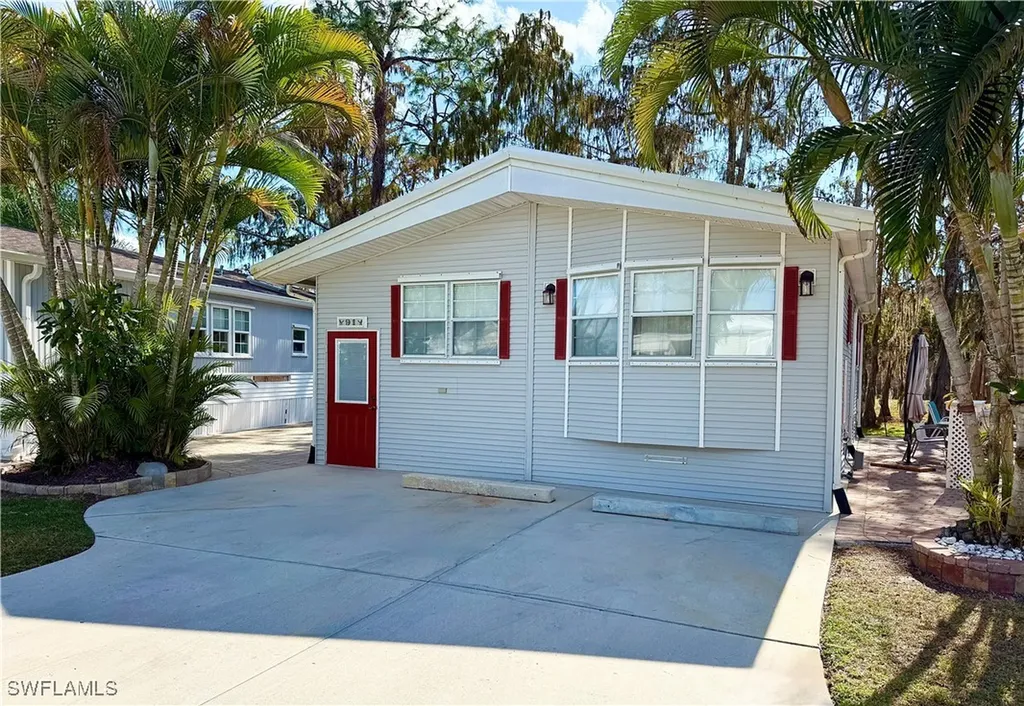 91 Vanda Sanctuary Naples FL 34114