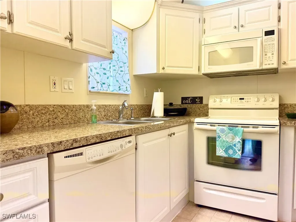 91 Vanda Sanctuary Naples FL 34114