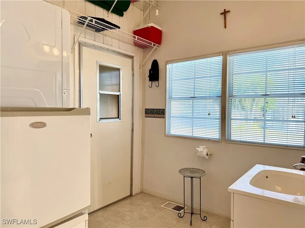 91 Vanda Sanctuary Naples FL 34114