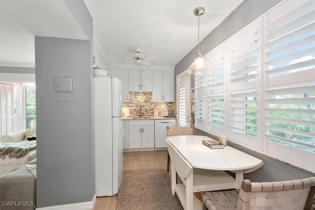 291 8th Avenue S Naples FL 34102