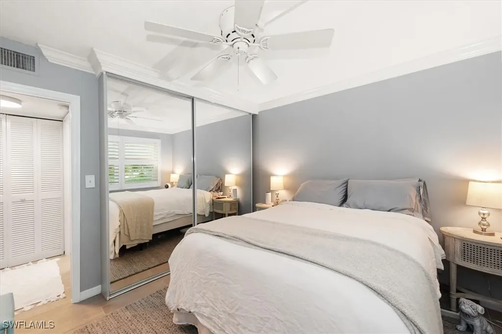 291 8th Avenue S Naples FL 34102