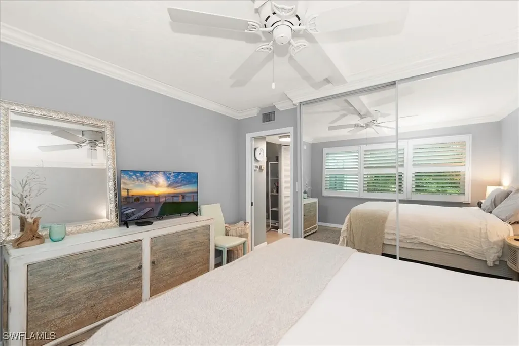 291 8th Avenue S Naples FL 34102