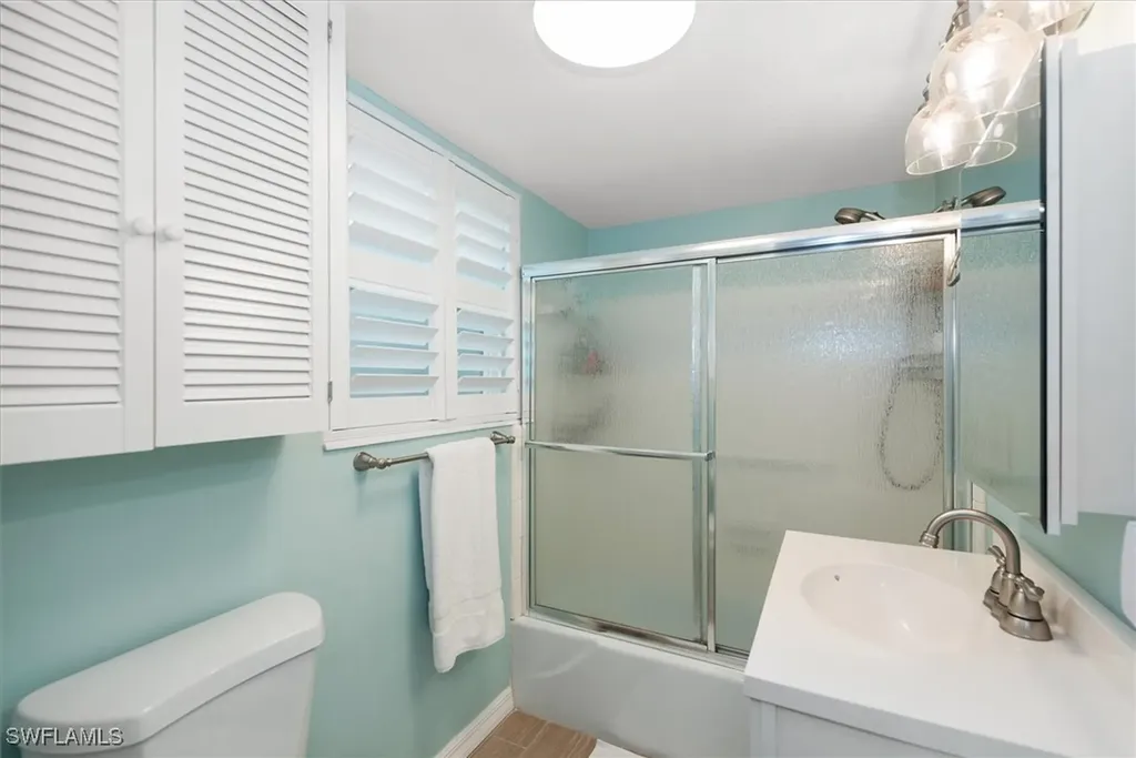 291 8th Avenue S Naples FL 34102