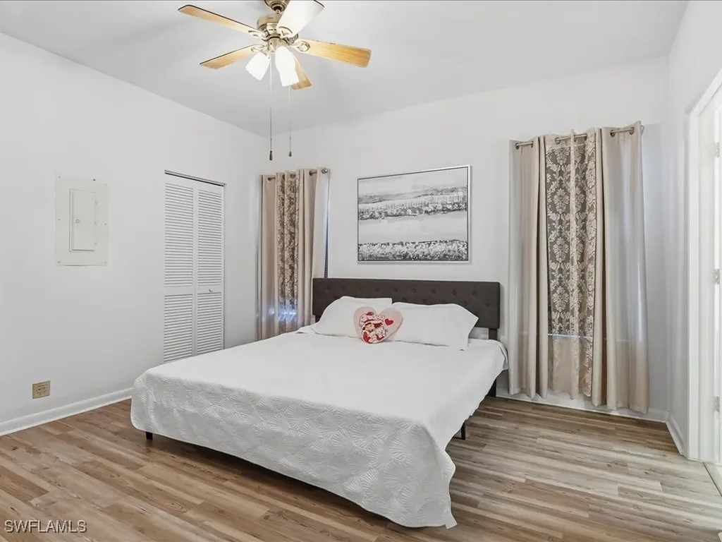 1833 Courtyard Way Naples FL 34112