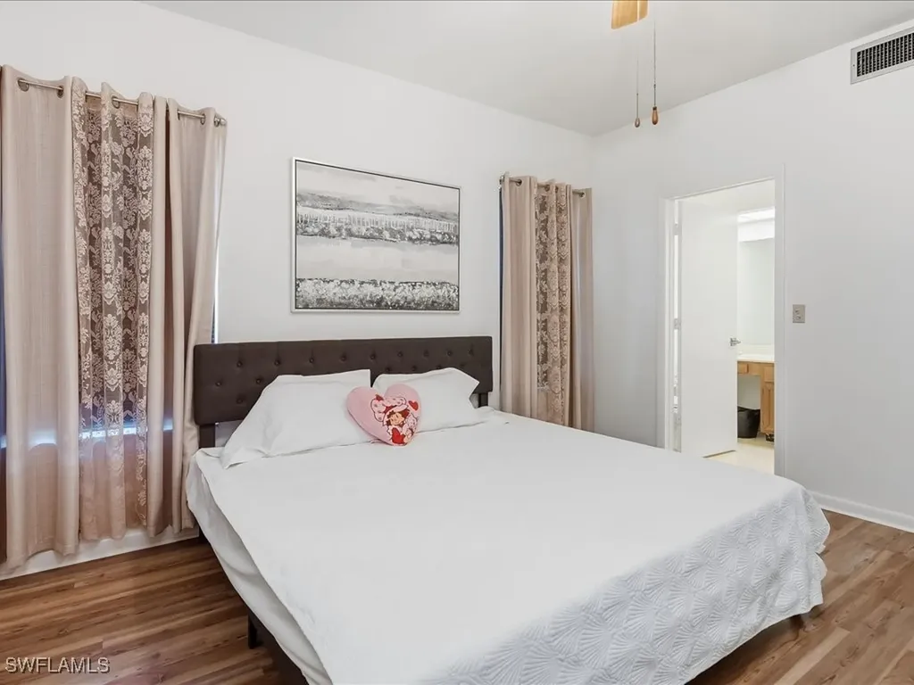 1833 Courtyard Way Naples FL 34112