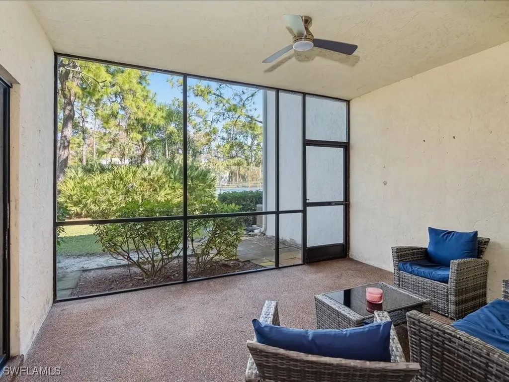 1833 Courtyard Way Naples FL 34112