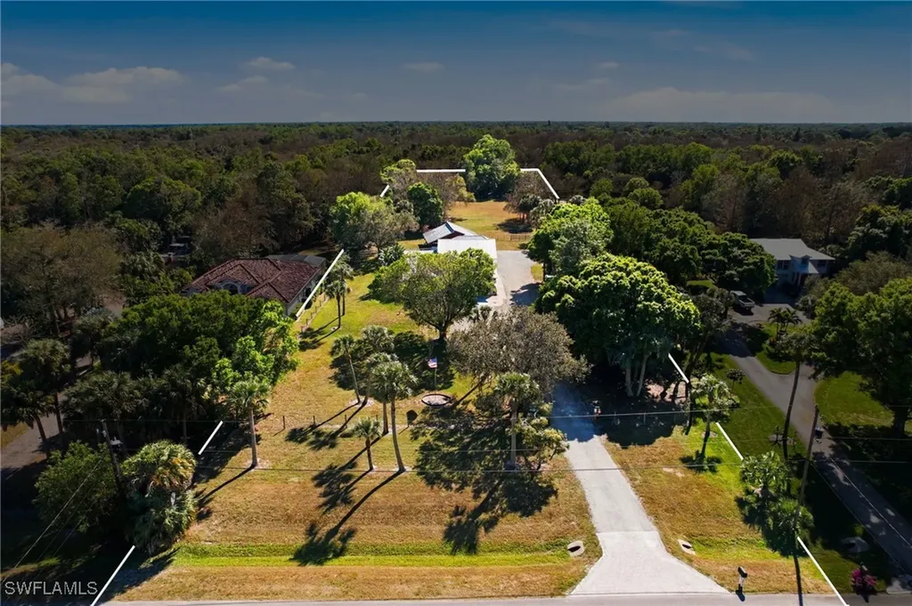 5860 Dogwood Way Naples FL 34116