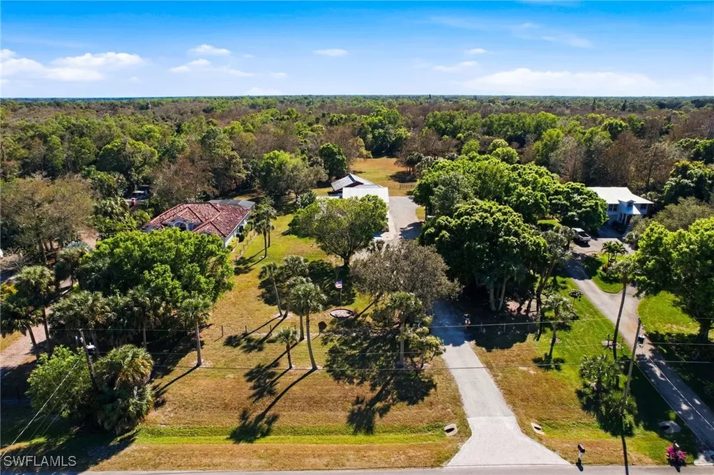 5860 Dogwood Way Naples FL 34116