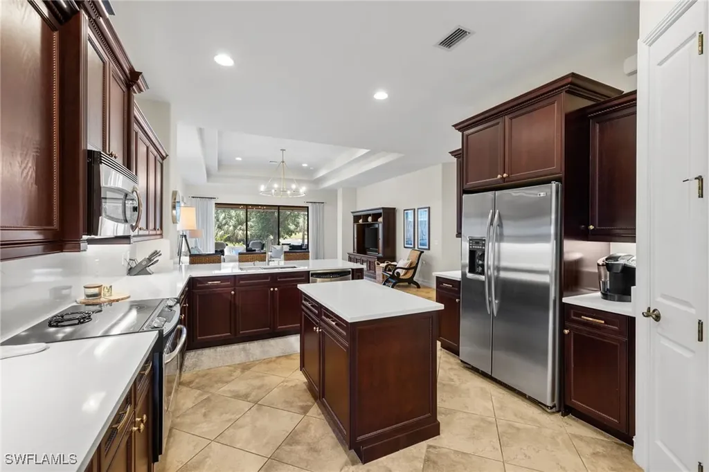 7591 Moorgate Point Way Naples FL 34113