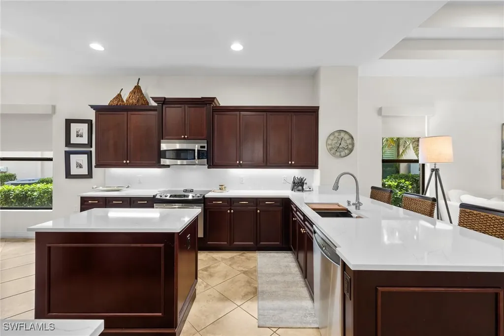 7591 Moorgate Point Way Naples FL 34113