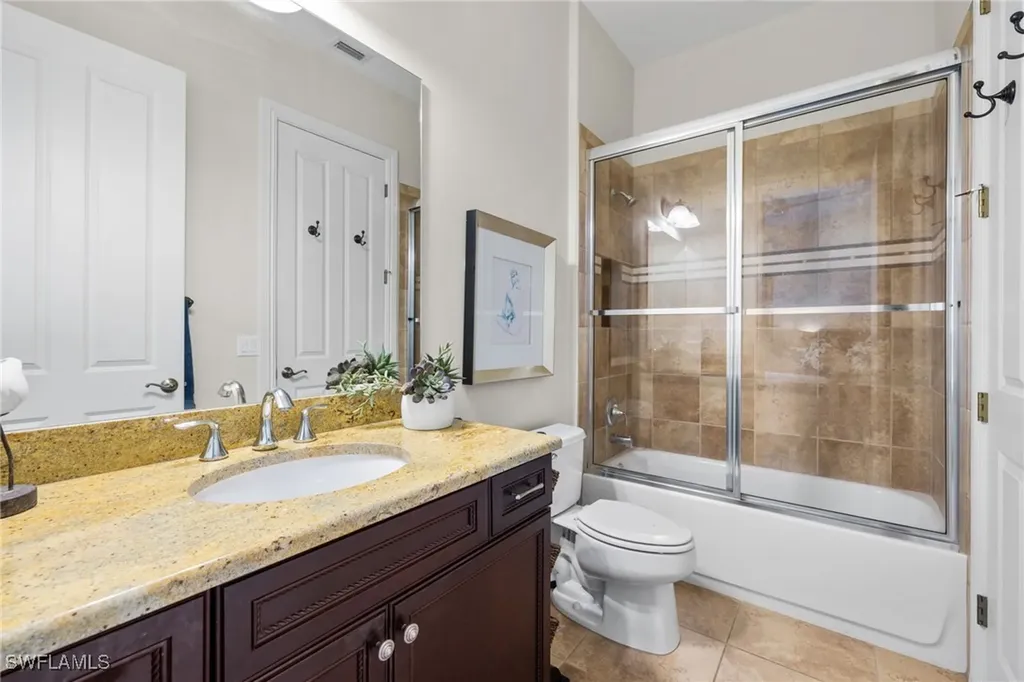 7591 Moorgate Point Way Naples FL 34113