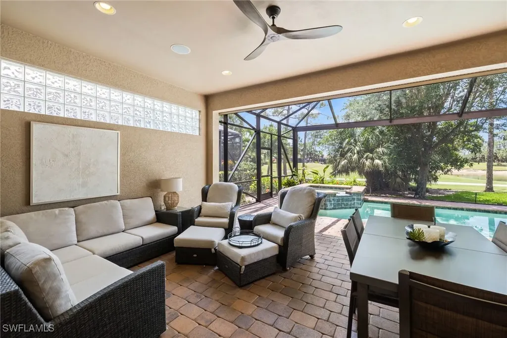 7591 Moorgate Point Way Naples FL 34113