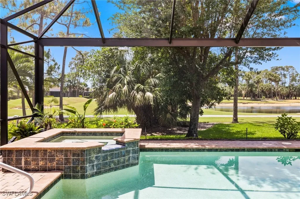 7591 Moorgate Point Way Naples FL 34113
