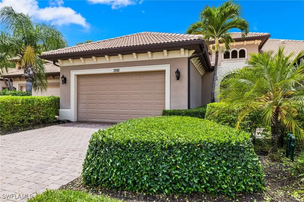 7591 Moorgate Point Way Naples FL 34113