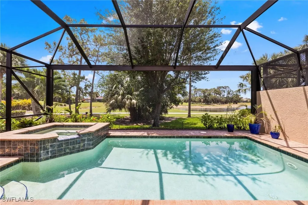 7591 Moorgate Point Way Naples FL 34113