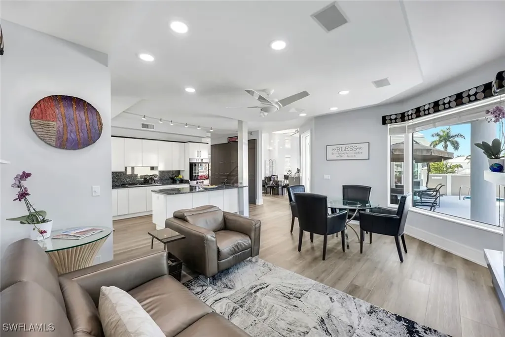 375 Germain Avenue Naples FL 34108