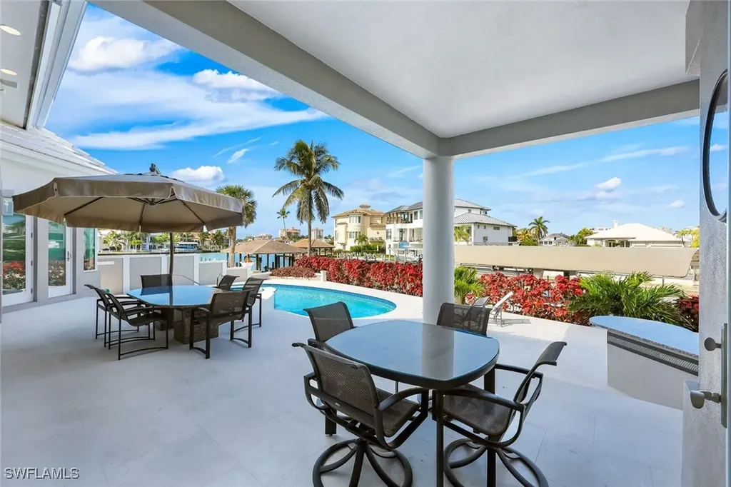 375 Germain Avenue Naples FL 34108