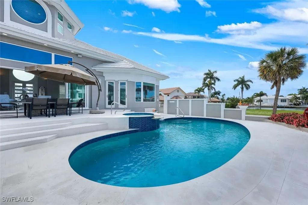 375 Germain Avenue Naples FL 34108