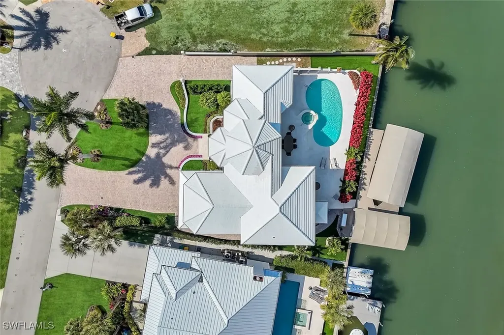 375 Germain Avenue Naples FL 34108