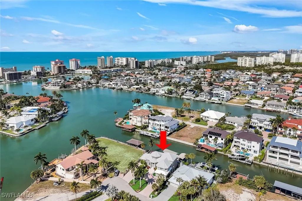 375 Germain Avenue Naples FL 34108