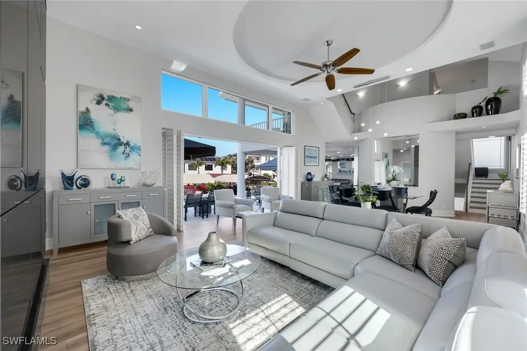 375 Germain Avenue Naples FL 34108