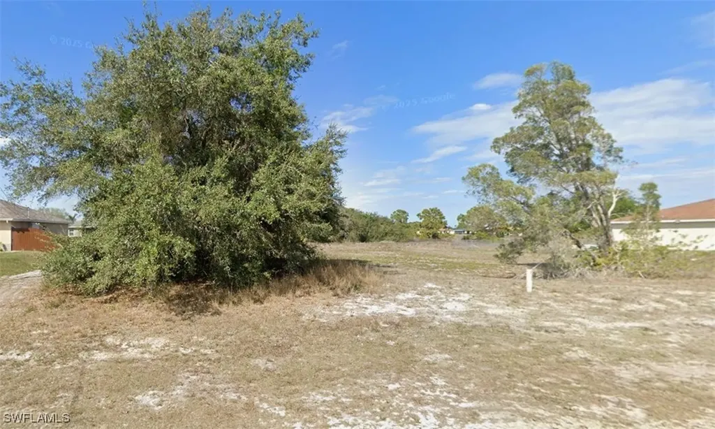 2706 40th Street SW Lehigh Acres FL 33976