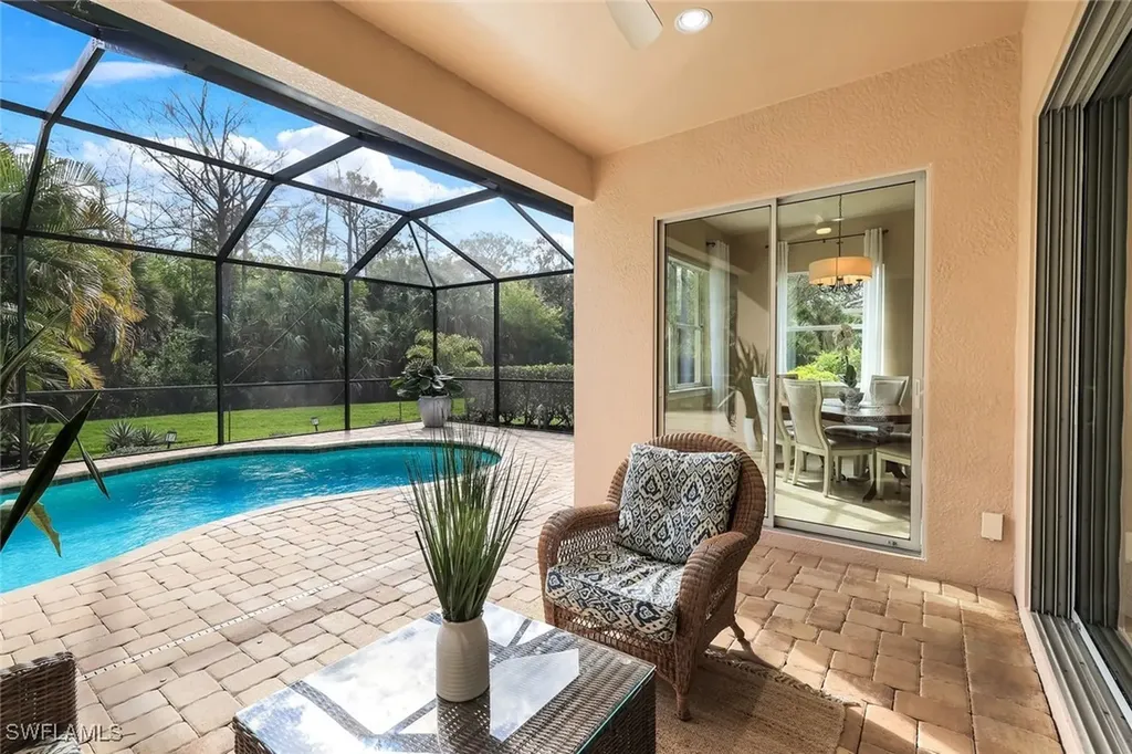 10542 Yorkstone Drive Bonita Springs FL 34135