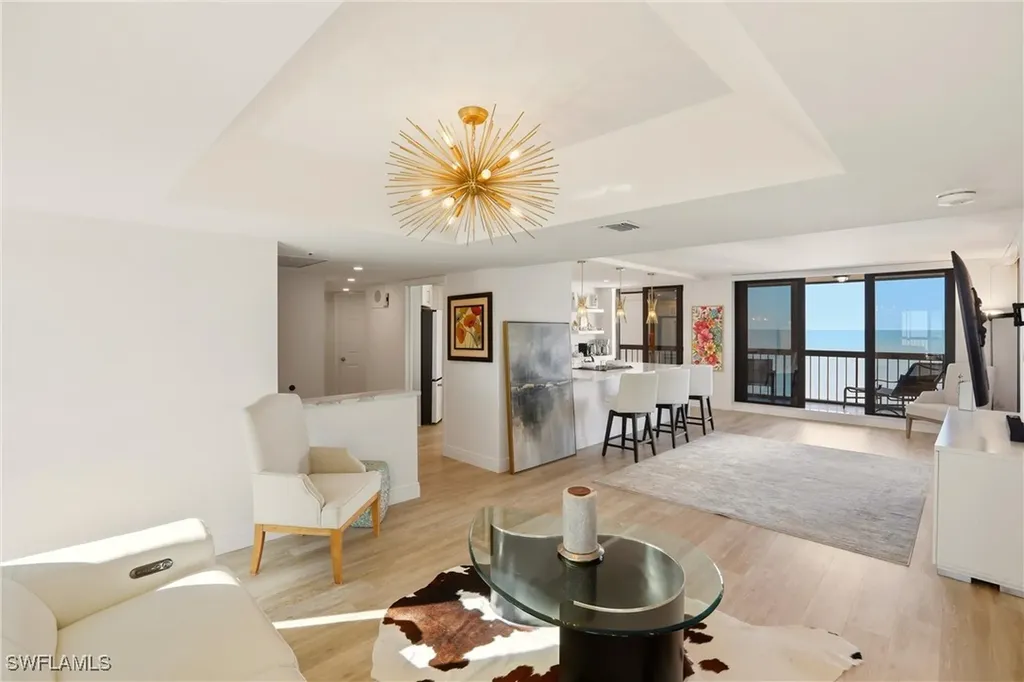 Naples FL, 4551 Gulf Shore Boulevard N, Unit 1500