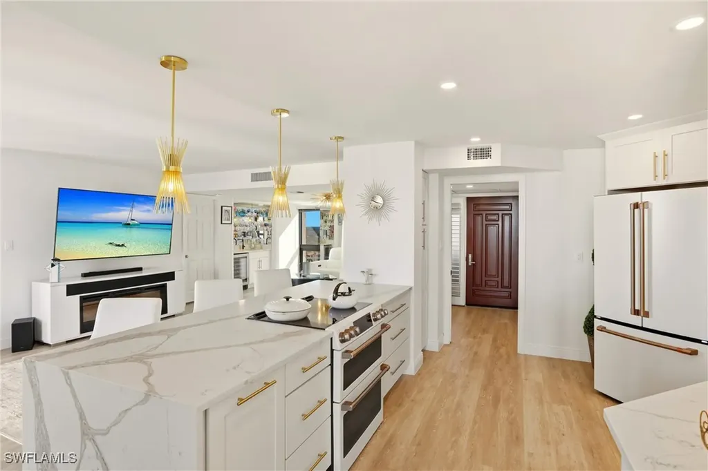 4551 Gulf Shore Boulevard N Naples FL 34103