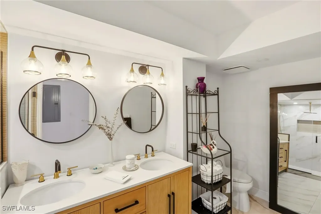 4551 Gulf Shore Boulevard N Naples FL 34103