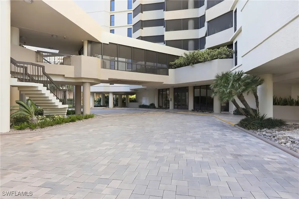 4551 Gulf Shore Boulevard N Naples FL 34103