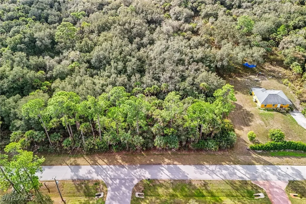 Xxxx 20th Avenue SE Naples FL 34117