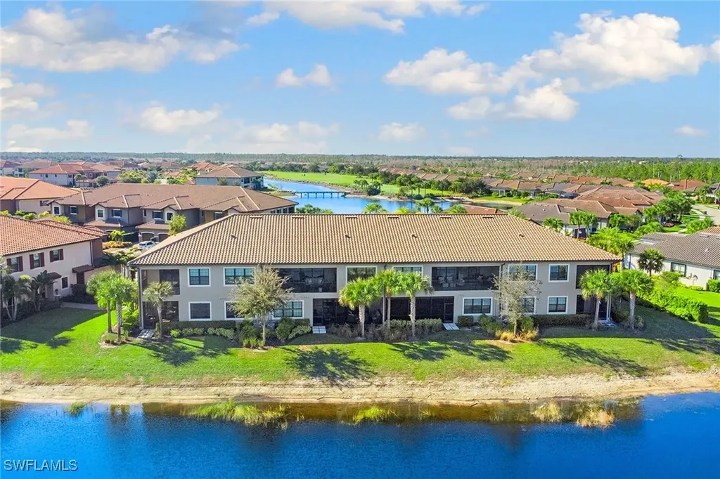 9633 Montelanico Loop Naples FL 34119