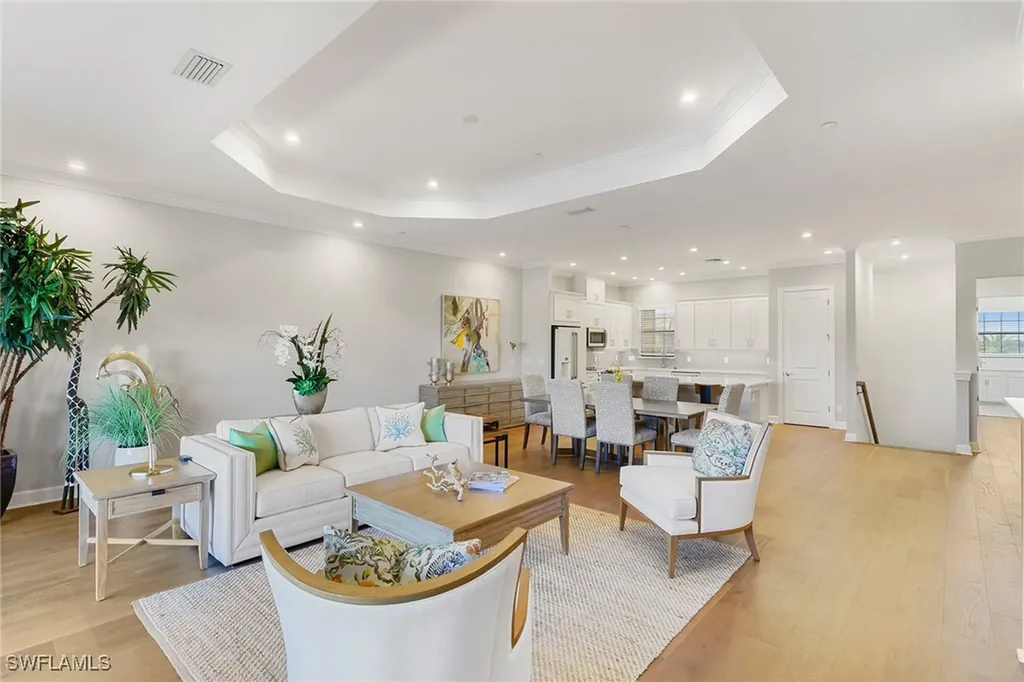 9633 Montelanico Loop Naples FL 34119