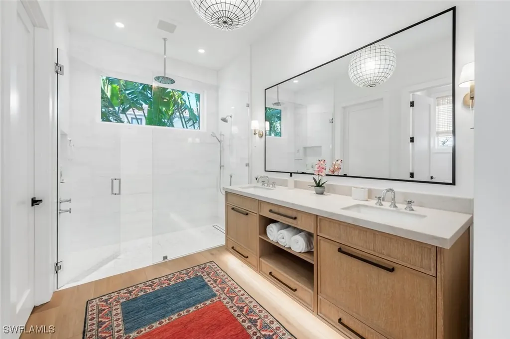 783 11th Avenue S Naples FL 34102
